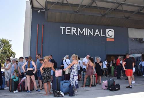 Aeroporto di Catania, c'è una data per la riapertura: "Da agosto piena operatività"