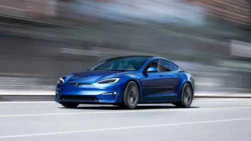 Quanto costa una Tesla?