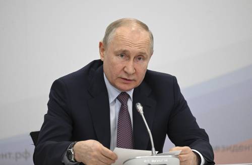 Putin ai Brics: grano, economia e guerra al dollaro