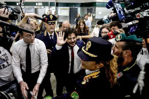 Zaki in Italia. Dopo le polemiche, ringrazia il governo: "Ho apprezzato tutto"