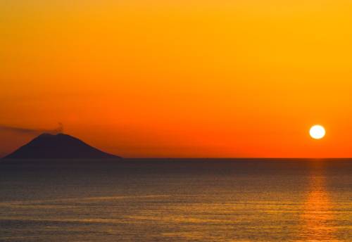 Italia, tutti i tramonti più romantici sul mare
