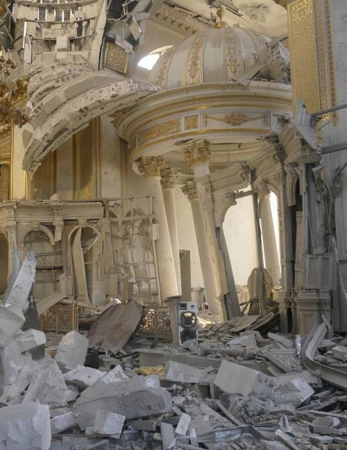 La missione italiana per ricostruire la cattedrale di Odessa: "Messaggio politico"