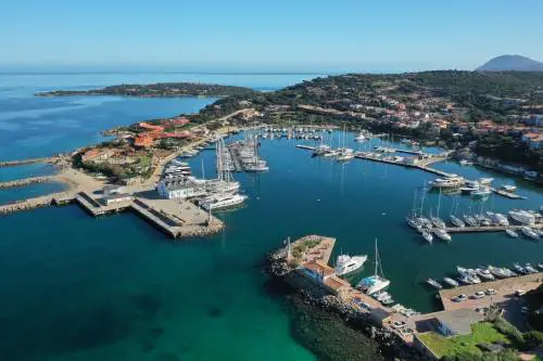 L'incredibile storia del furto della "stanza da letto": che cosa è successo in Sardegna