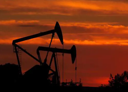 Petrolio e fiumi di denaro: i tentacoli dell'Occhio della Piramide