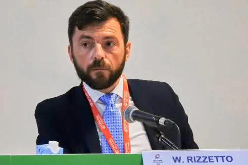 "Vogliamo l'aumento degli stipendi ma non si ottiene con la propaganda"