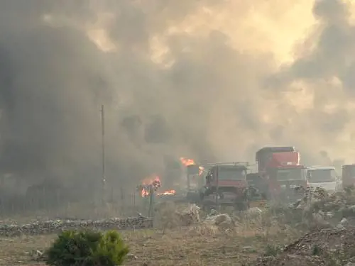 San Vito Lo Capo, le foto dell'incendio 
