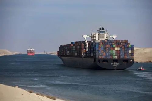 In Borsa al riparo dal fattore Suez