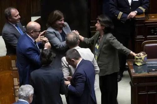 Una pratica egoista che umilia le donne