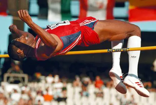 "Io in volo da 30 anni per quel salto nella storia. E ora arriva mio figlio"