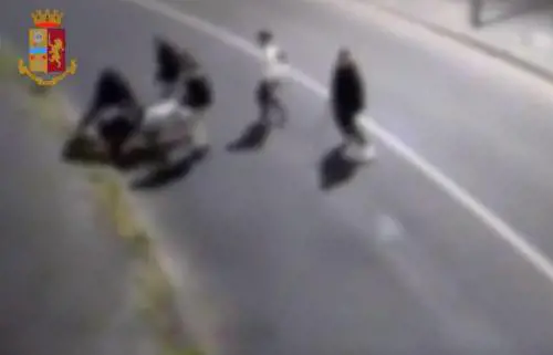 Ormai Milano è il far west: italiani, albanesi e magrebini con machete e pistole