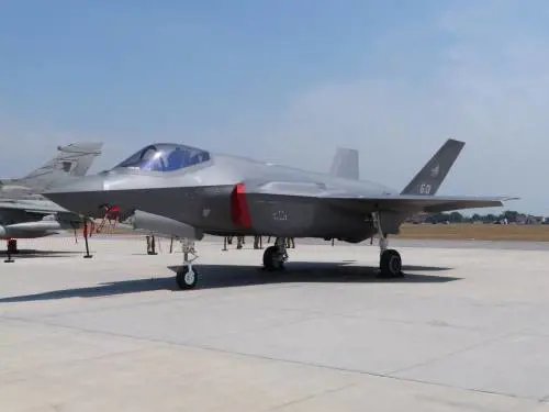 L'ordine poi il decollo in “alpha scramble”: così gli F-35 italiani hanno intercettato i russi