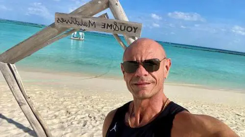 La bella vita del body builder (coi soldi di una disabile)