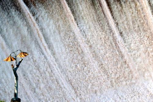 Dighe segrete, scontri e conflitti: la mappa mondiale della guerra dell'acqua