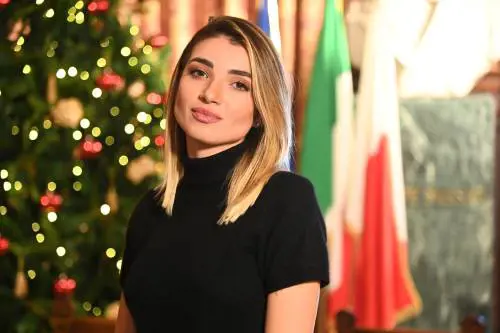 Rebecca Staffelli, speaker controtendenza che fa bene alla radio 