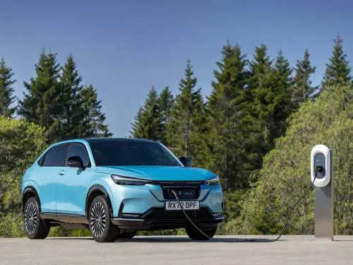Auto elettriche, le novità più attese nel 2023
