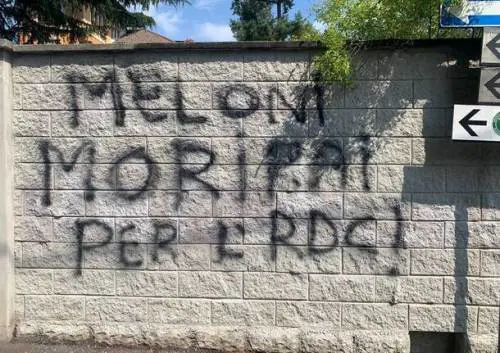 "Morirai per il reddito di cittadinanza". La vergognosa minaccia contro la Meloni