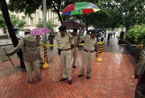 La "casta" dei mafiosi si sta prendendo l'India