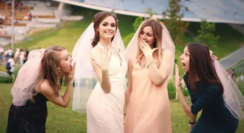 Addio al nubilato: 7 t-shirt perfette per le amiche e per la futura sposa