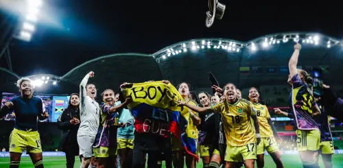 La Colombia festeggia lo storico risultato ottenuto: il 12 agosto, sfiderà l'Inghilterra ai quarti (via Fifa)