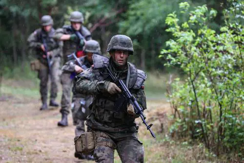 Militari polacchi si addestrano all'Exercise Center Jezewo, 26 luglio 2023