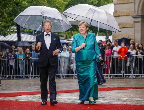 Angela Merkel e il marito Joachim Sauer al Bayreuth Opera Festival