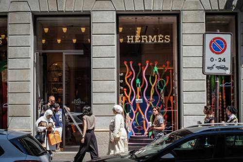 Colpo da "fashionisti" in Montenapoleone: rubate 4 Birkin Hermès