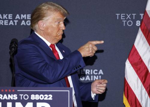 Le date delle udienze e il rischio stop ai social: scatta l'assedio a Trump