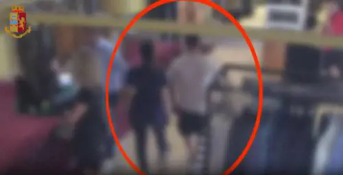 32mila euro per pedinare e colpire: così agiva la banda degli orologi di Milano