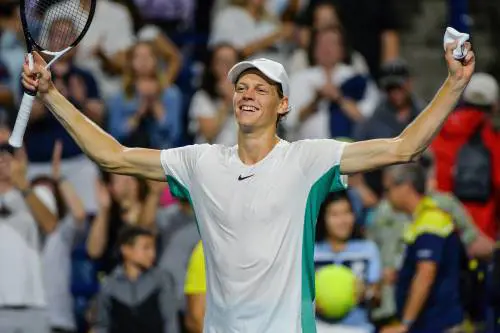 Sinner vola in finale a Toronto: ora in finale trova de Minaur