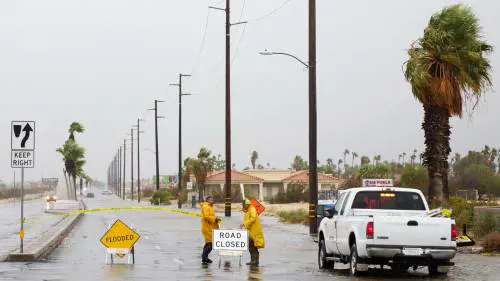 California, dopo "Hilary" arriva il terremoto: avvertito anche a Los Angeles