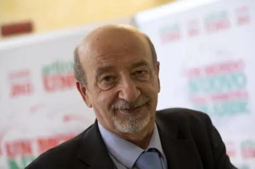 "Meloni ancora legata al fascismo". Il disco rotto dell'Anpi sul caso Vannacci