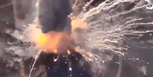 L'esplosione misteriosa e la minaccia di Medvedev sulla Crimea: "Apocalisse vicina"