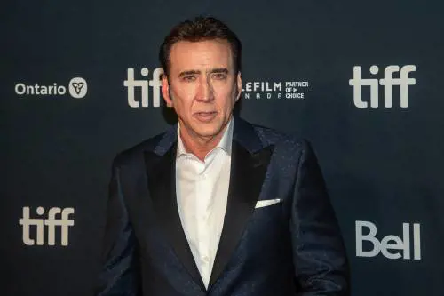 Nicolas Cage contro la mania dei fan di trasformarlo in un meme