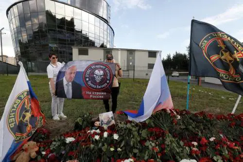 "È stata una bomba piazzata in coda. A bordo hanno avuto il tempo di capire"