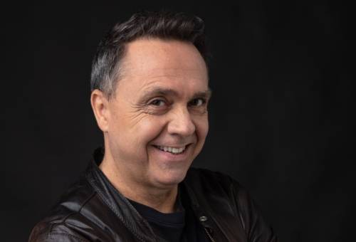 Gabriele Cirilli: "La stand up comedy? È solo una satira volgare"