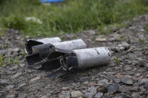 Droni con bombe a grappolo: la mossa (pericolosa) per colpire l'esercito russo
