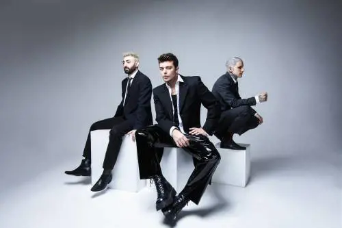 L'estate dei The Kolors Il loro "Italodisco" è il re dei tormentoni