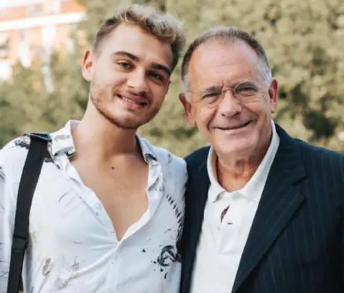 Alessandro Cecchi Paone convola a nozze: "Mi sposo il 22 dicembre a Napoli"