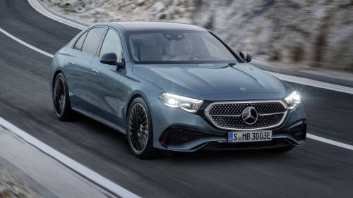 Nuova Mercedes Classe E 2023, caratteristiche e prezzi per il mercato Italiano