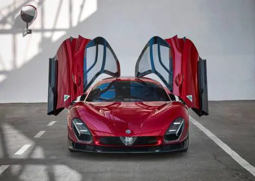 Alfa Romeo 33 Stradale, guarda le immagini