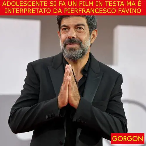 La satira del giorno. L'onnipresente Pierfrancesco Favino