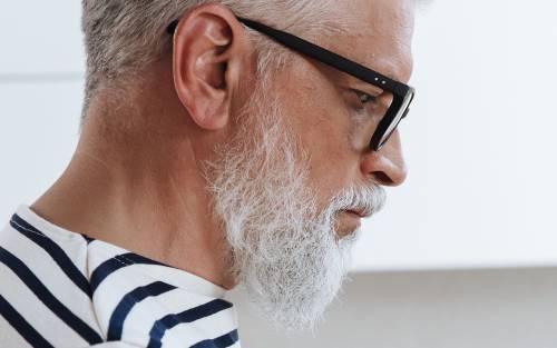 Giornata Mondiale della barba 2023: il decalogo per curarla a 60 anni