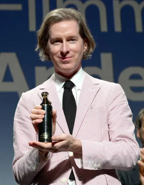 Il regista Wes Anderson: "No alla cancel culture su Roald Dahl"