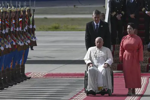 Francesco in Mongolia: prima volta di un Papa (ma Xi blocca i vescovi)