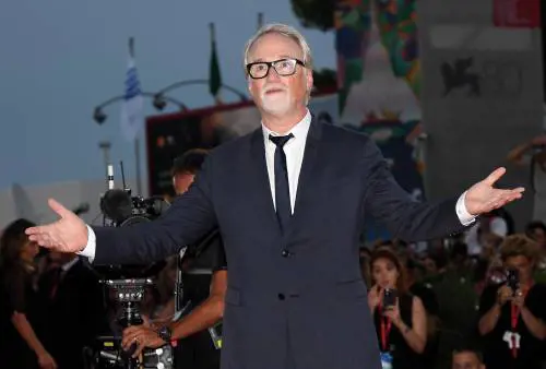 Gelido, muto e spietato. Ecco il "Killer" di Fincher