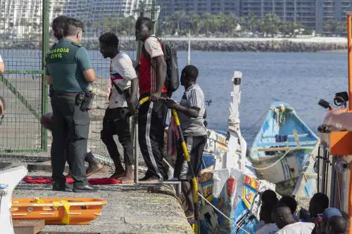 La profezia nera di Frontex sugli sbarchi: "Destinati ad aumentare"