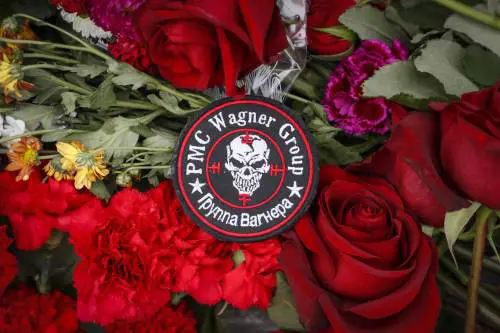 Addio Wagner, i mercenari russi cambiano nome: si chiameranno come le unità naziste in Africa