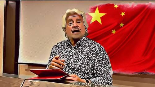 Grillo torna alla corte dei cinesi: “Mi hanno chiesto cosa penso”
