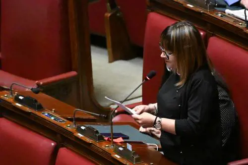 "Conosco bene il dramma". La deputata si commuove in Aula sul Codice Rosso