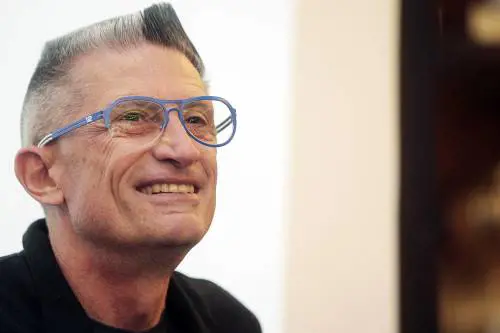 "Le altre Italie litigano, De Giorgi virtuoso"